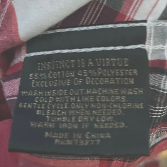 Helix Red Plaid Shirt Athletic Fit Roll L Tab Sleeves Embroidered Country Cherry - Picture 6 of 10